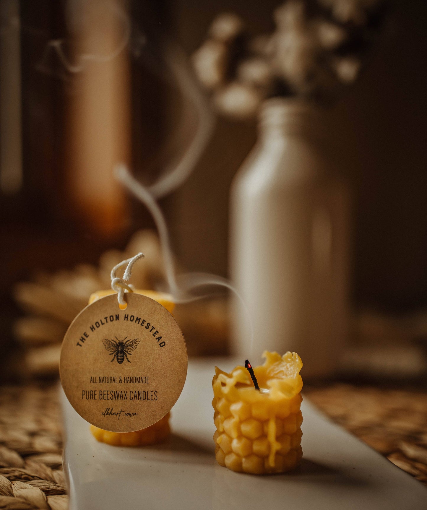 Beeswax pillar candle 'Bobby"